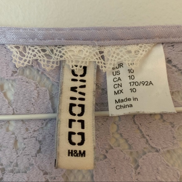 Lilac Lace Dress - Picture 3 of 4